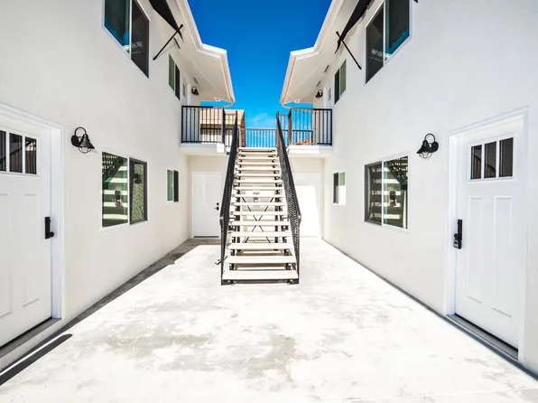 555 N Olive St #A, Orange, CA 92867