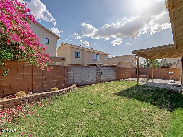 3067 W Country Hill Dr — Photo 31