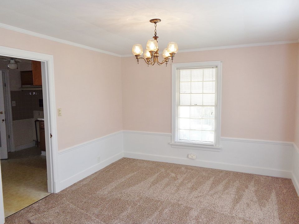 1st image of 2529 W Ardmore Pl