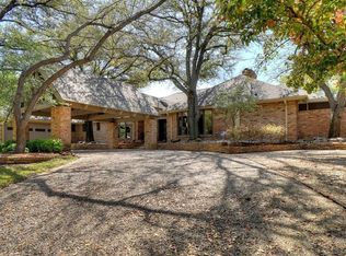 17120 Club Hill Dr, Dallas, TX 75248