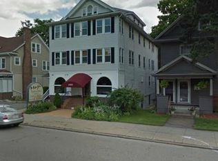 1064 Pleasant St #3, Worcester, MA 01602