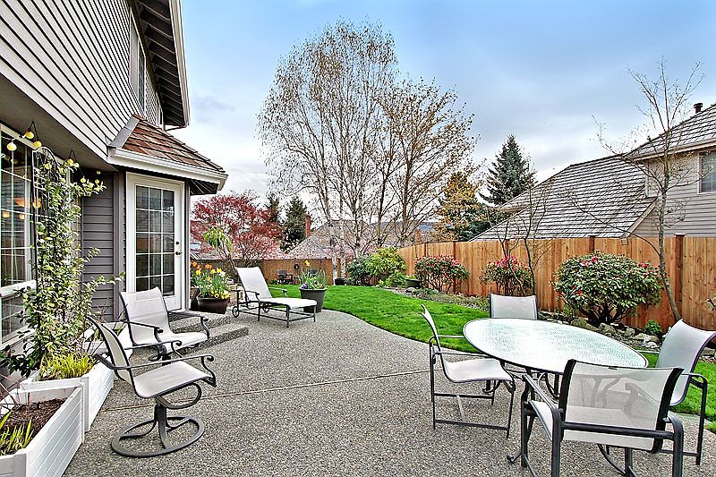 2nd image of 22639 SE 47th Ct