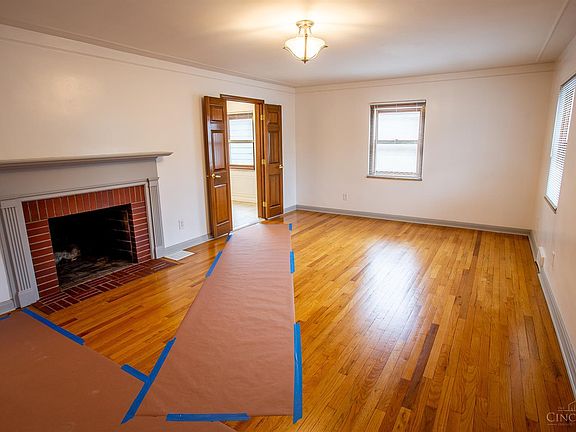 5th image of 5924 Glenway Ave