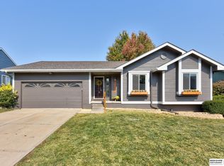 2722 Coffey Ave, Bellevue, NE 68123