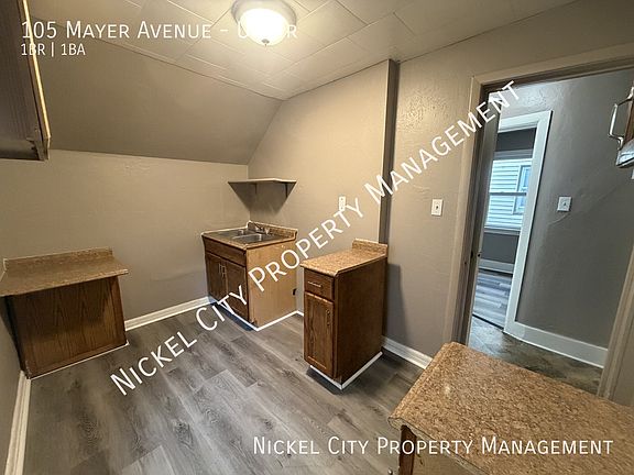 4th image of 105 Mayer Ave