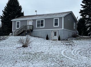 10550 Hillsdale Rd, Camden, MI 49232