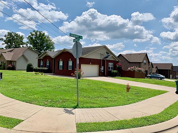 3rd image of 2206 Skinner Dr