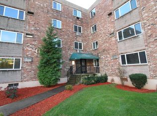 111 Sherbrooke Ave #621, Hartford, CT 06106