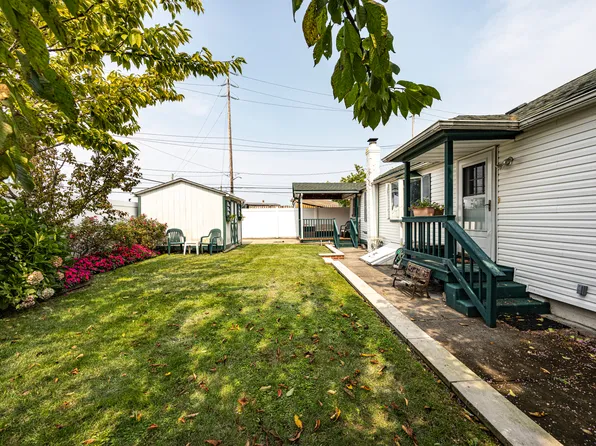 355 Dormans Court image 3 of 20