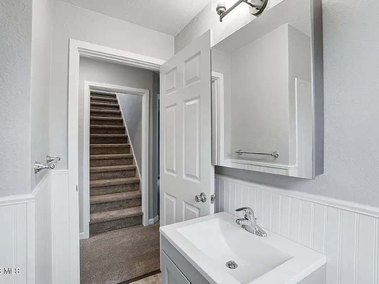 724 Brookley Blvd — Photo 18