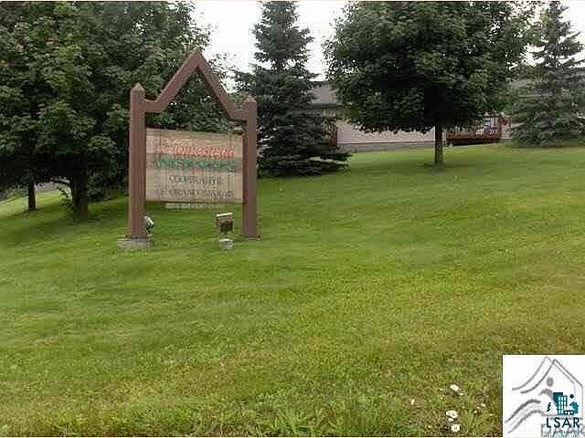 1st image of 219 11th Ave W