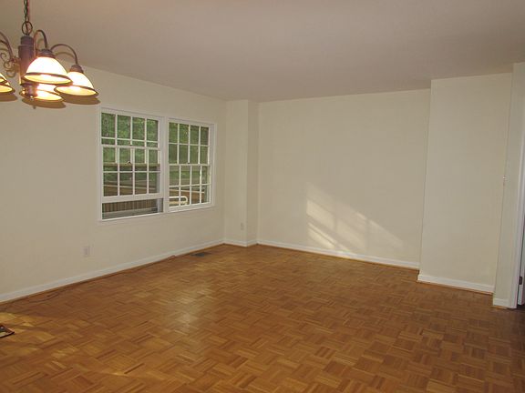 2nd image of 6122 Gothwaite Dr