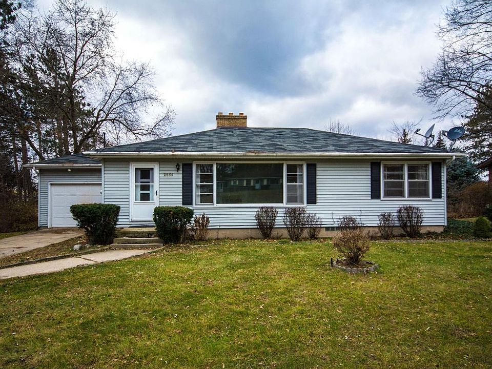 1st image of 2565 Kraft Ave SE