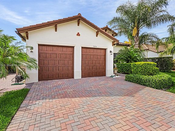 3rd image of 5094 Monza Ct