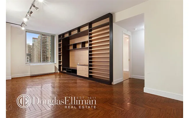 Sold by Douglas Elliman | media 23