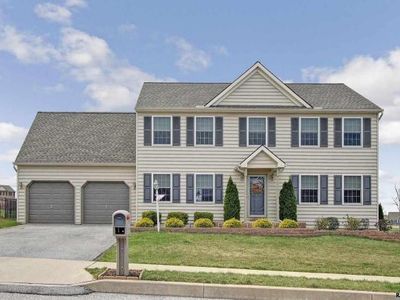 1725 Fountain Rock Dr, Dover, PA, 17315