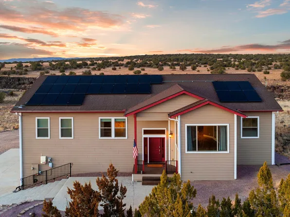 21645 N Hackamore Ln, Paulden, AZ 86334