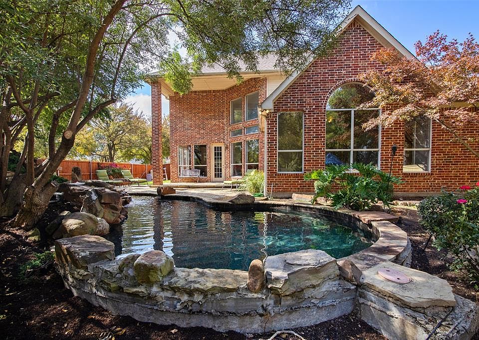 1st image of 8306 Sawgrass Ln