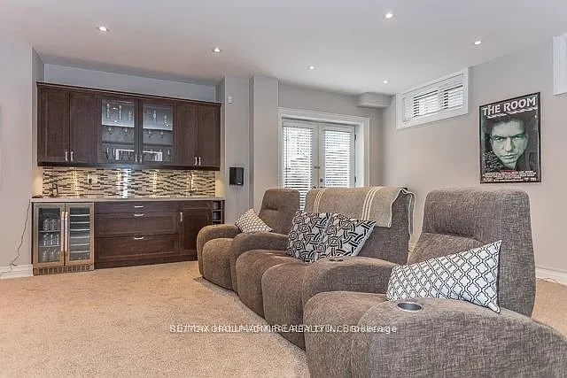 21 Dunblaine Ave — Photo 16
