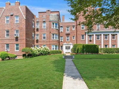 106 S Village Avenue #3A, Rockville Centre, NY, 11570
