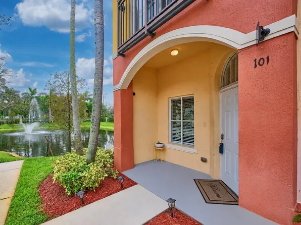 101 S SANTA CATALINA Circle #101, North Lauderdale, FL 33068