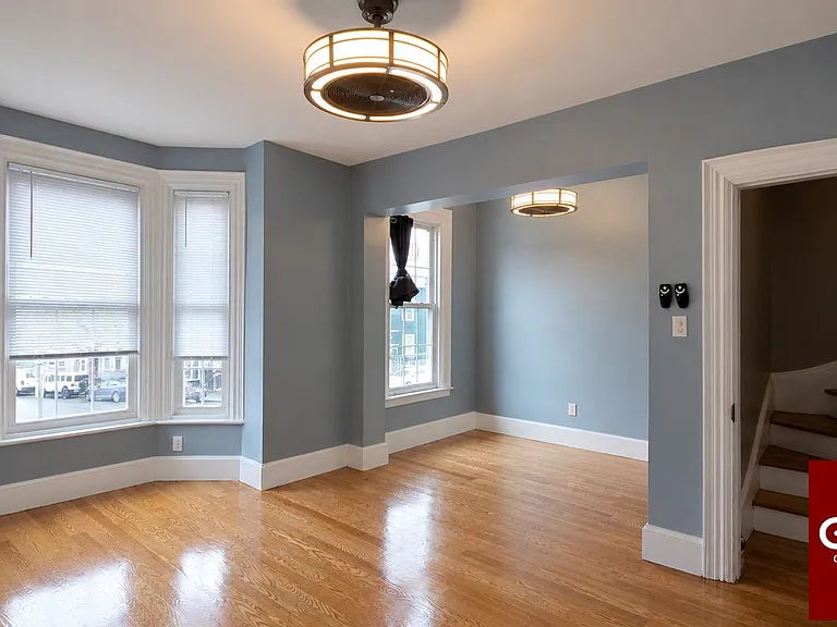 196 Dorchester St — Photo 10