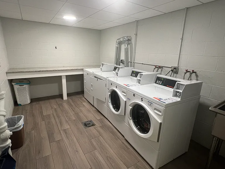 2310 Commonwealth Ave #2 — Photo 8