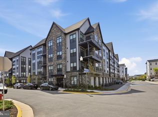 23651 Havelock Walk Ter #304, Ashburn, VA 20148