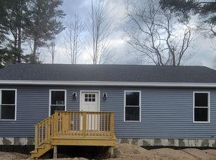 27 Belaire Dr, Sanford, ME 04083