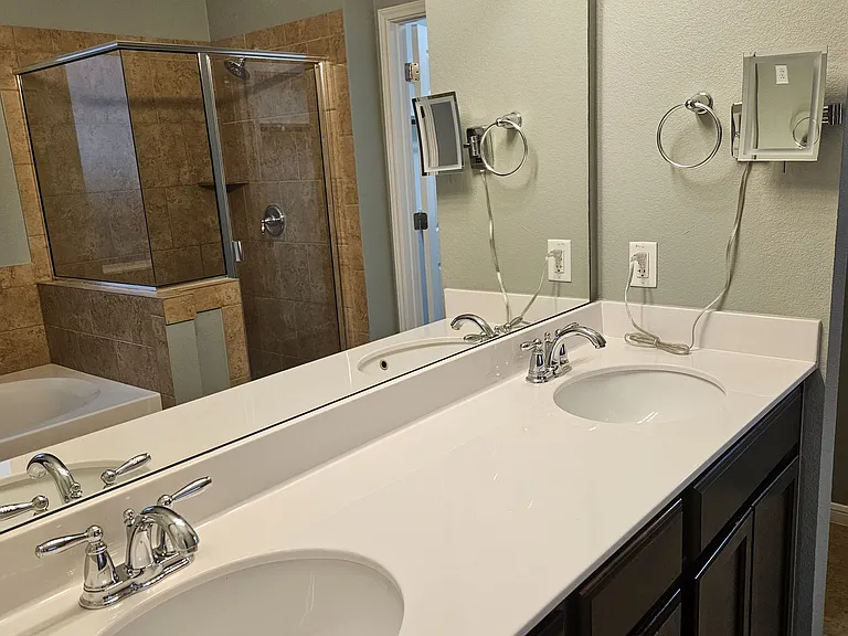 8121 Fieldstone Dr — Photo 8