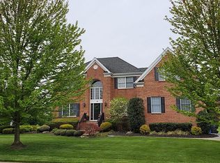 16 Mack Dr, Hillsborough, NJ 08844