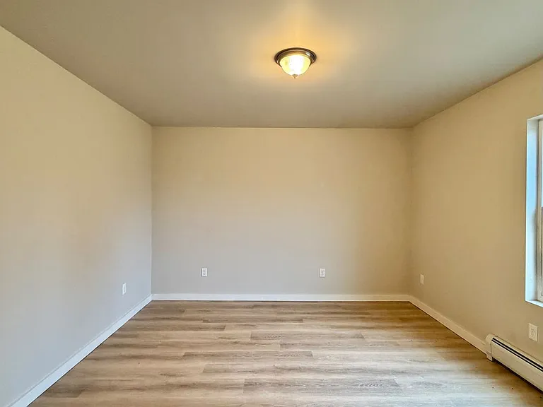 954 Howrigan Rd #1-E — Photo 10