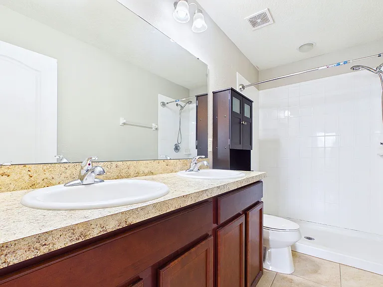 14517 Dunrobin Dr — Photo 37