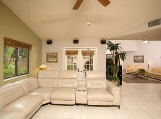 11620 SW 9th Ct #1162, Hollywood, FL 33025