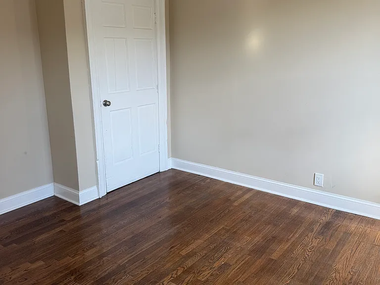 84-88 Main St #1 — Photo 10
