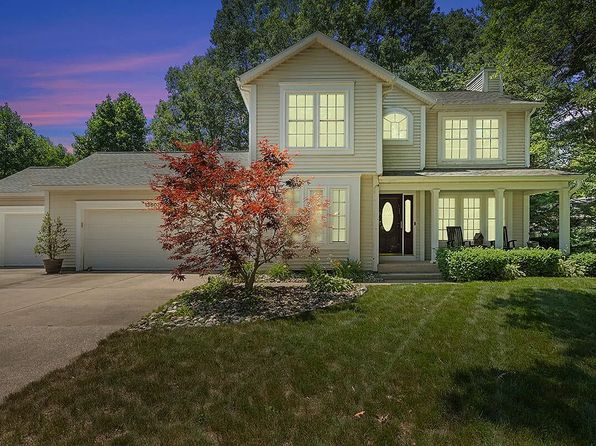13607 Streamside Ct