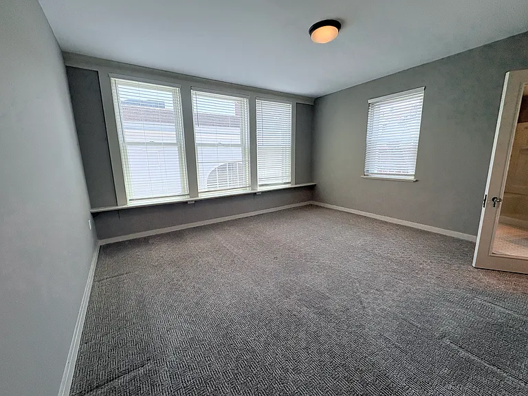 7 W Philadelphia St #3F — Photo 11