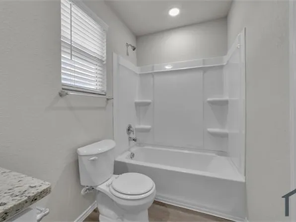 6734 Summer Fest Dr, San Antonio, TX