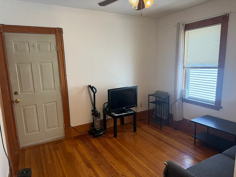 43 Litchfield St #3 — Photo 6