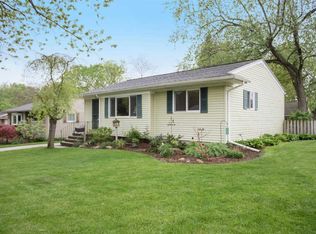 296 Mark Hannah Ct, Saline, MI 48176