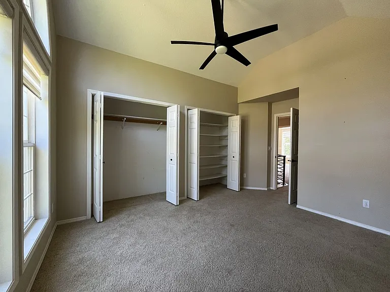 1922 NW New Hope Ct — Photo 49