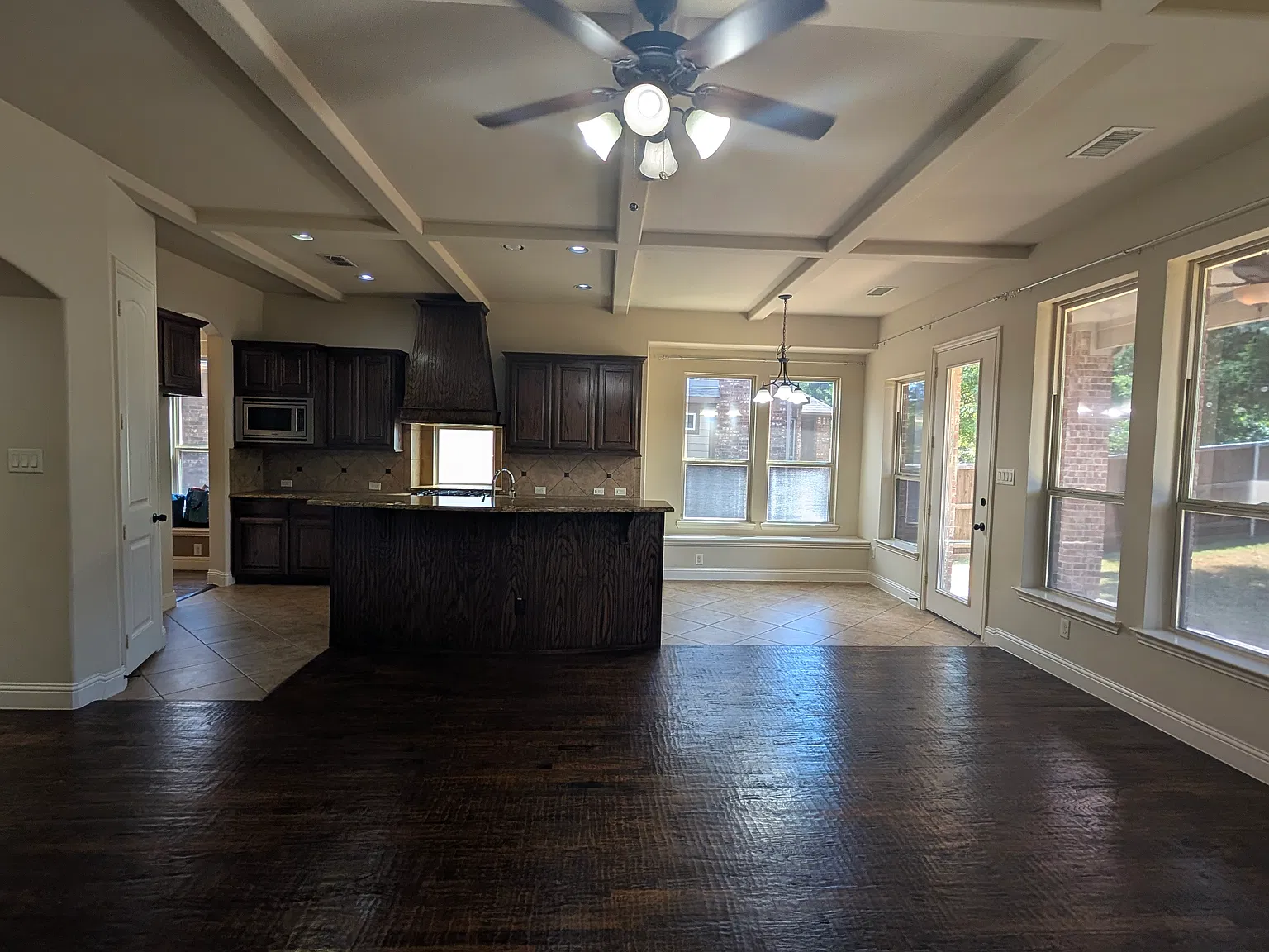 12231 Jackson Creek Dr — Photo 4