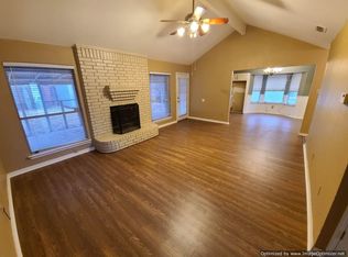 7732 Pear Tree Ln, Watauga, TX 76148