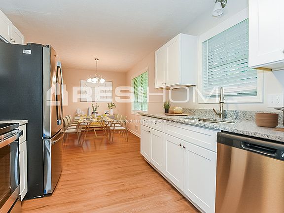 3rd image of 243 King Arthur Dr