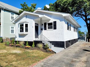 47 Huxley Ave, Providence, RI 02908