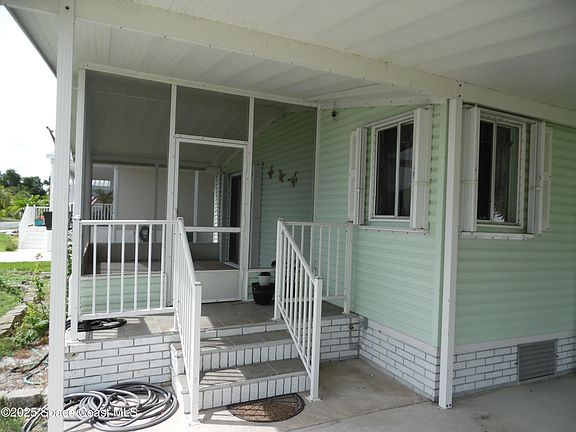 3rd image of 7596 E Boxelder Rd N