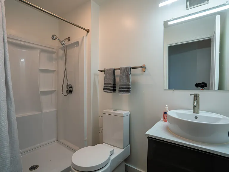 2237 Brookfield Ave — Photo 16