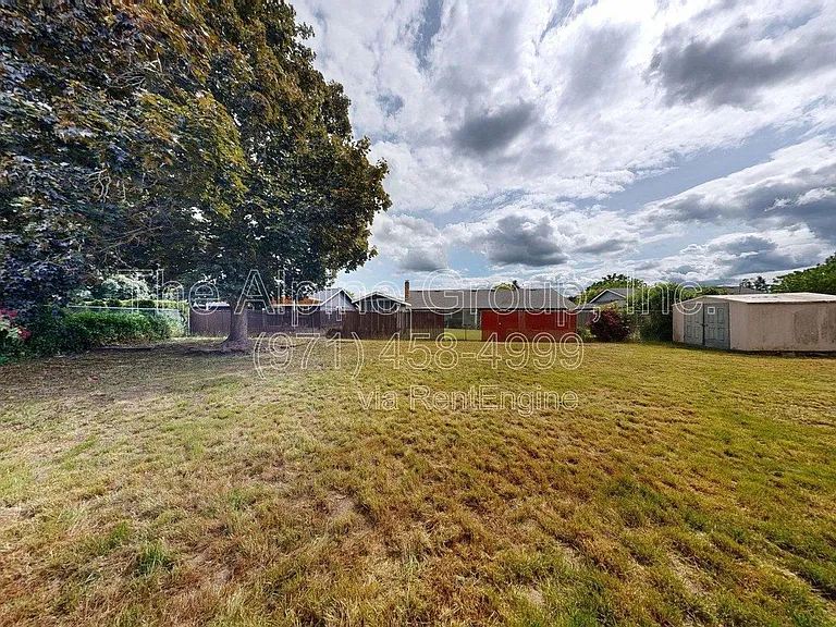 2314 SE 53rd Ave — Photo 40