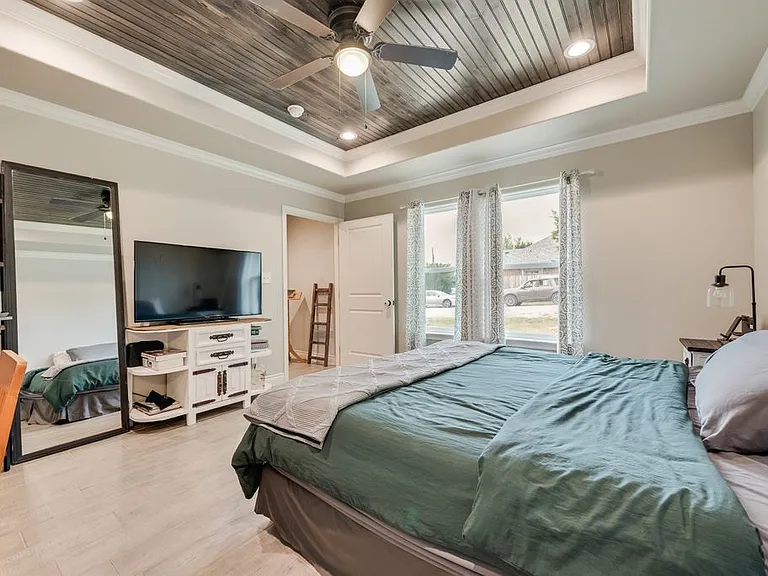2601 Houston Ct — Photo 20