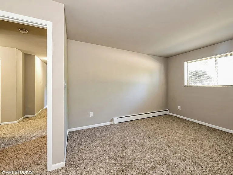Second Bedroom or Office Space
